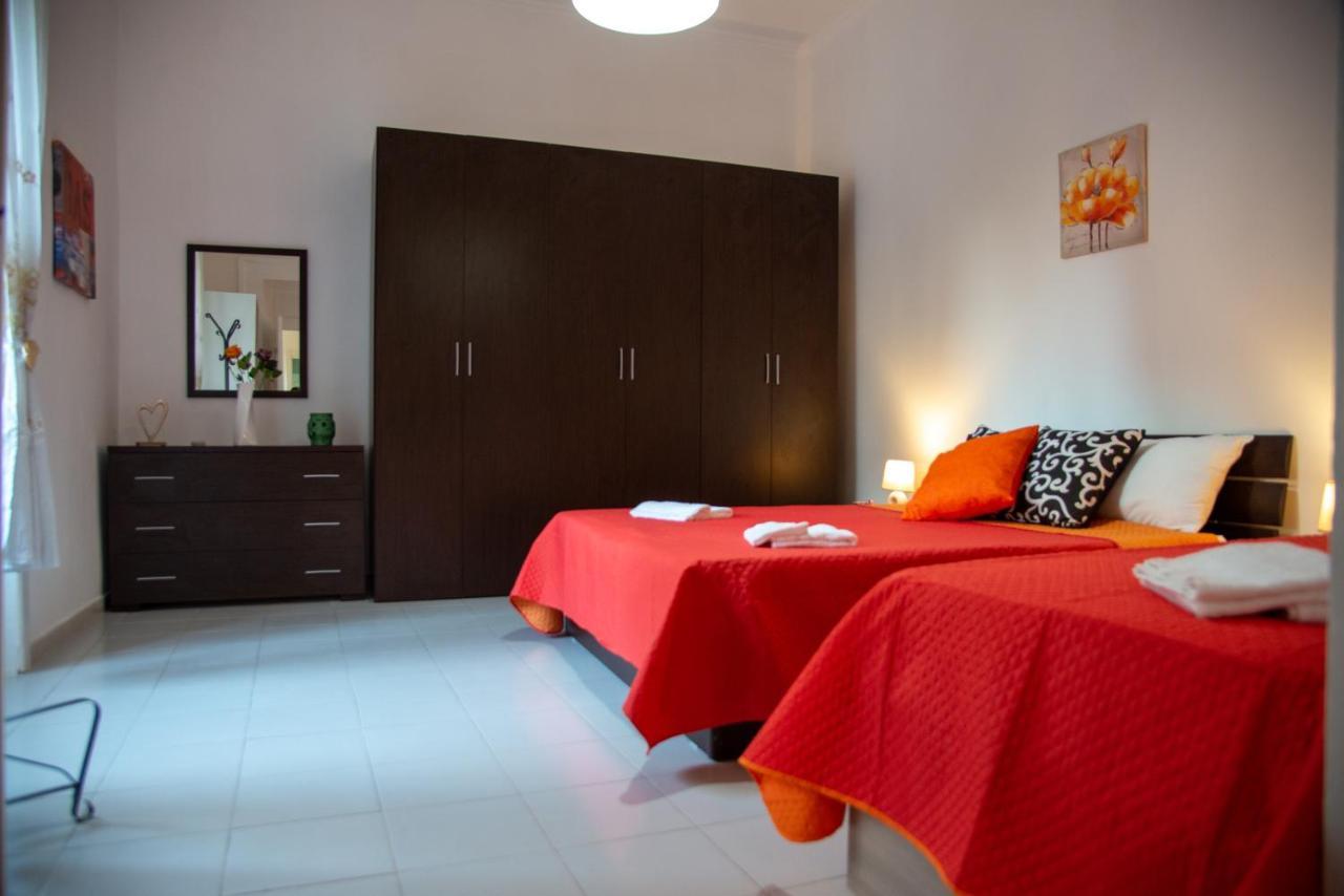 Domus Anticaglia By Domusextra Apartment Naples Exterior photo